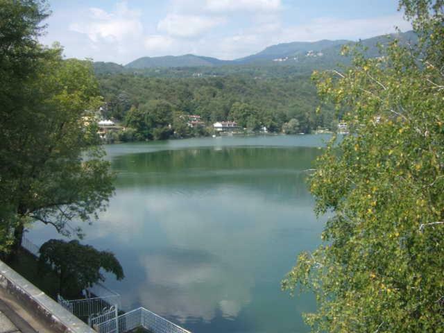 B&B In Riva Al Lago Avigliana Ngoại thất bức ảnh