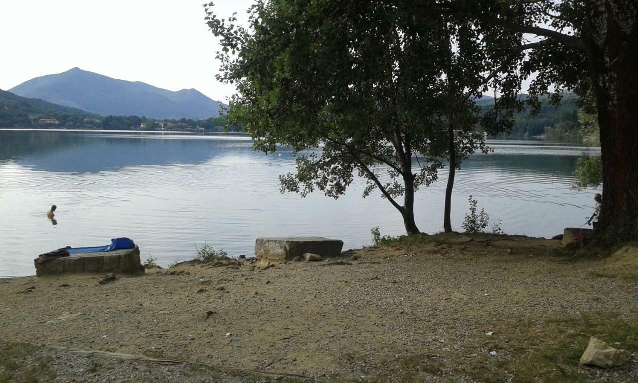 B&B In Riva Al Lago Avigliana Ngoại thất bức ảnh