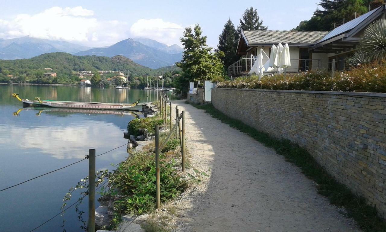 B&B In Riva Al Lago Avigliana Ngoại thất bức ảnh
