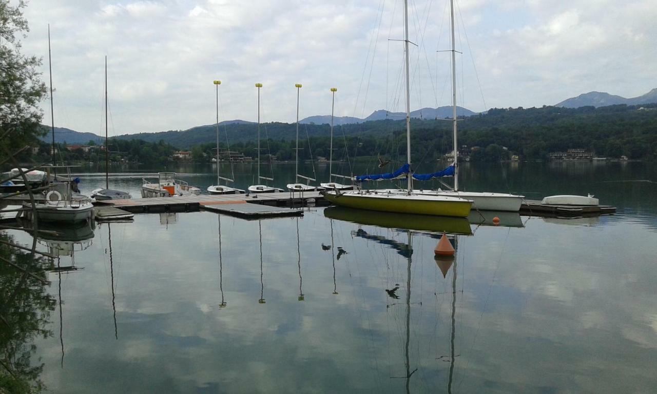 B&B In Riva Al Lago Avigliana Ngoại thất bức ảnh